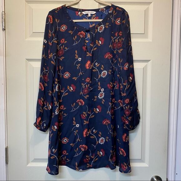 Cupcakes and Cashmere Floral Dress Navy Blue Long Sleeve Keyhole Sheer Gypsy - Picture 2 of 5